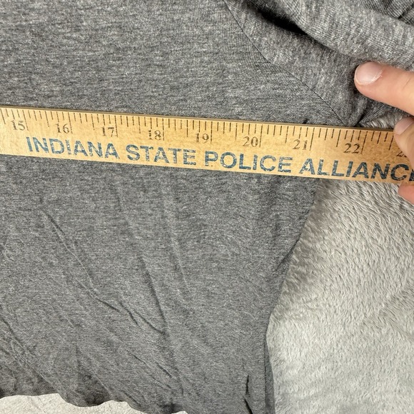 NHL Columbus Blue Jackets CBJ Shirt Womens XL Gray Logo Ohio Soft Cotton Blend - Picture 5 of 7